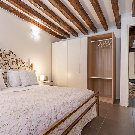 San Giacomo Pied-A-Terre House By Wonderful Italy Венеция Экстерьер фото