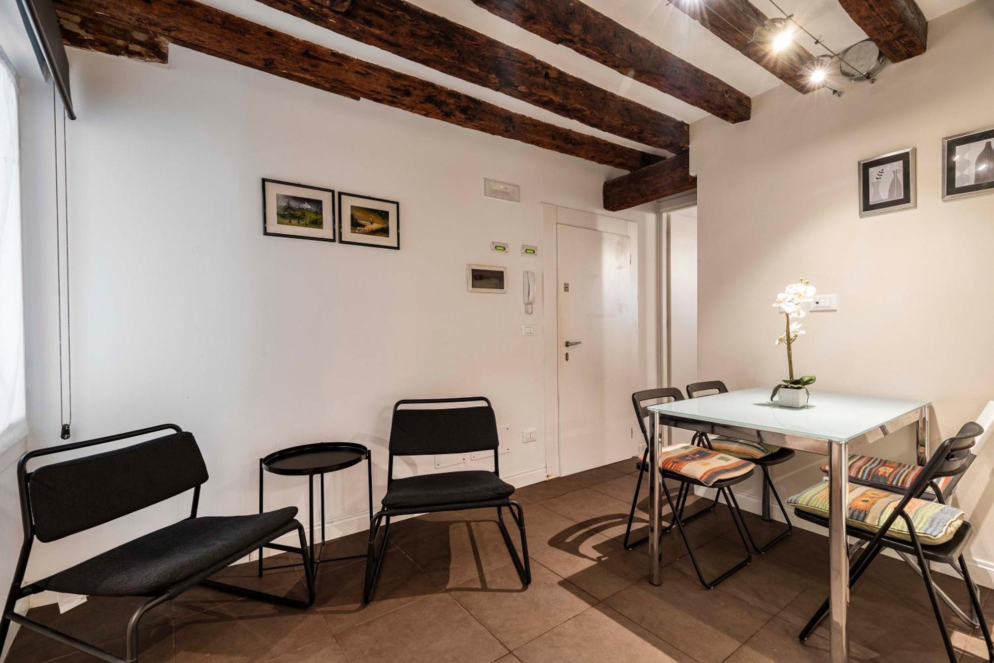 San Giacomo Pied-A-Terre House By Wonderful Italy Венеция Экстерьер фото